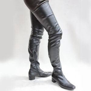 Stretchleder Karree Stiefel im Stil der 60er Jahre