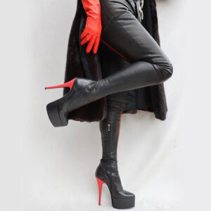 Zweifarbiger Stretchleder Stiefel mit Plateau