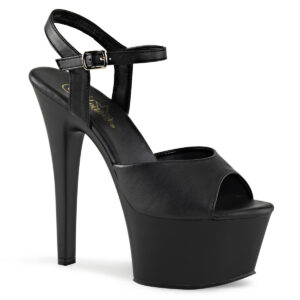 Riemchen Sandalette in schwarz Kunstleder mit schwarzem Plateau und einer weichgepolsterten Kunstleder Innensohle.