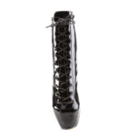 Schwarze High Heel Ballettstiefelette mit Schnürung von vorne gesehen.
