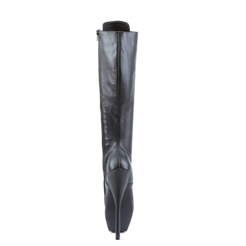 Schwarze hohe Ballettkniestiefel mit Schnürung und hohen Absätzen von hinten gesehen.