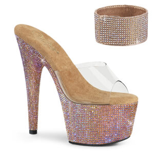 Durchsichtige Pantolette, mit rose gold Strasssteinen besetztem 7 cm Plateau und 17,5 cm Absatz, sowie einem zusätzlichen strassbesetzten, breitem Fesselriemchen und einer weichgepolsterten braunen Innensohle.
