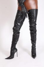 Extralanger Crotch Overknee Stiefel mit 12,5 cm hohen lackierten Absätzen von Miceli - Made in Italy, Stretchkunstleder, schwarz.