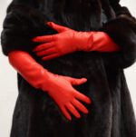 55 cm lange Damen Lederhandschuhe in rot von Miceli.