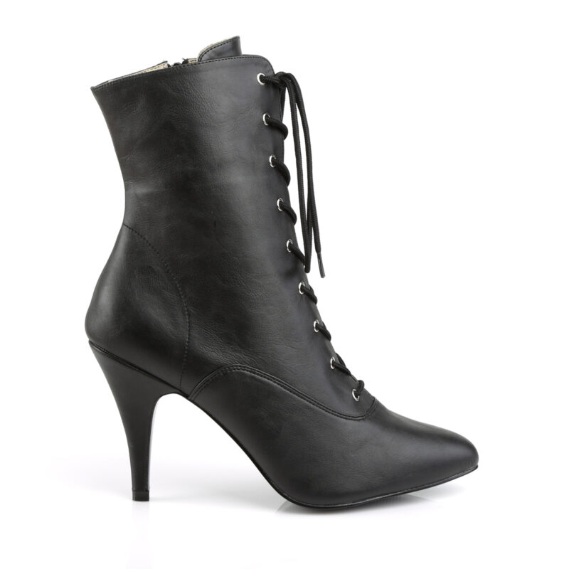 Elegante High-Heel Stiefeletten von Pleaser USA aus Kunstleder mit Schnürung und zusätzlichem Reißverschluss an der Innenseite und 10 cm Absatz.