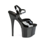 Schwarze Plateau Sandalette mit 17,5 cm Ansatz, 7,5 cm Plateau und weichgepolsterter Lederinnensohle von Pleaser USA.