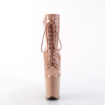 Stiefelette in blush Lack mit Schnürung, 20 cm hohem Absatz und 10 cm Plateau von Pleaser.