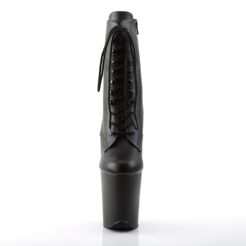 Stiefelette in schwarz Kunstleder mit Schnürung, 20 cm hohem Absatz und 10 cm Plateau von Pleaser.