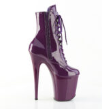 Stiefelette in lila Lack mit Schnürung, 20 cm hohem Absatz und 10 cm Plateau von Pleaser.