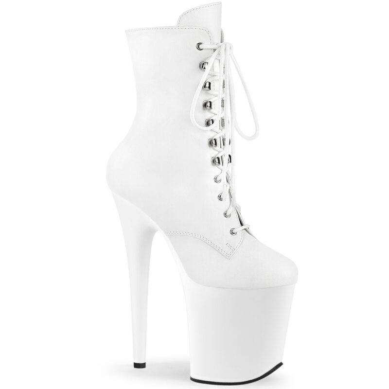 Stiefelette in weiss Kunstleder mit Schnürung, 20 cm hohem Absatz und 10 cm Plateau von Pleaser.