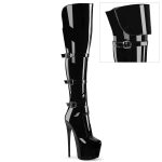 Hohe schwarze Stiefel mit Schnallen